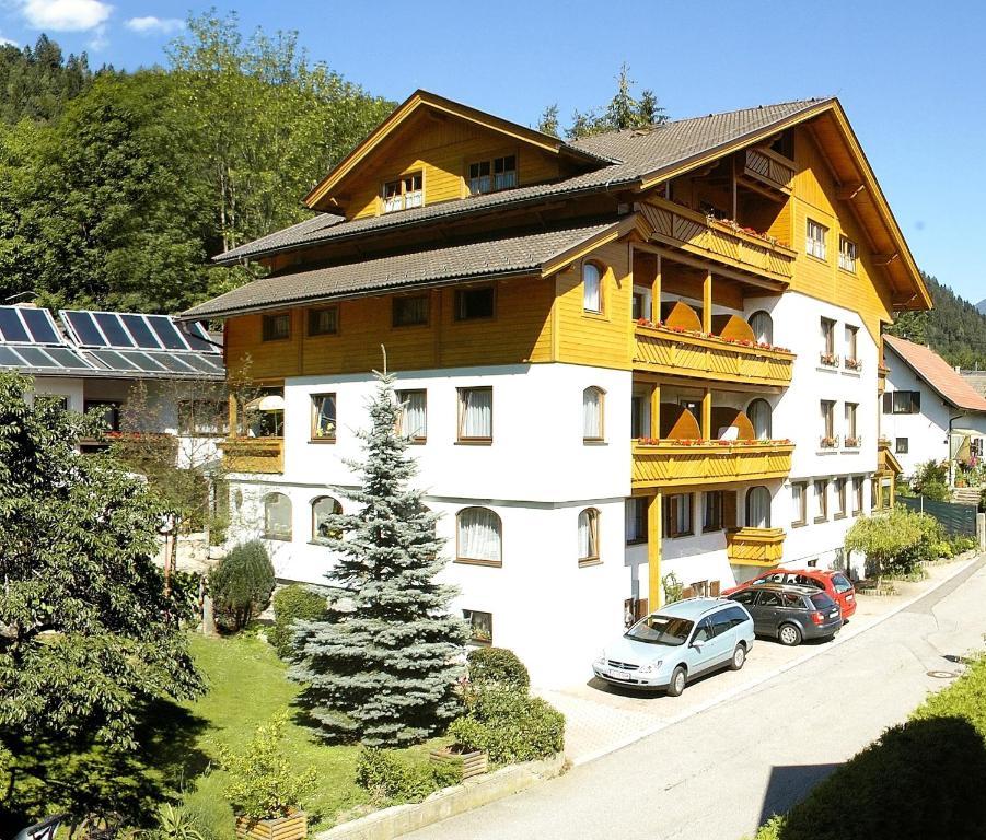 Familienhotel Steindl Millstatt Exterior foto